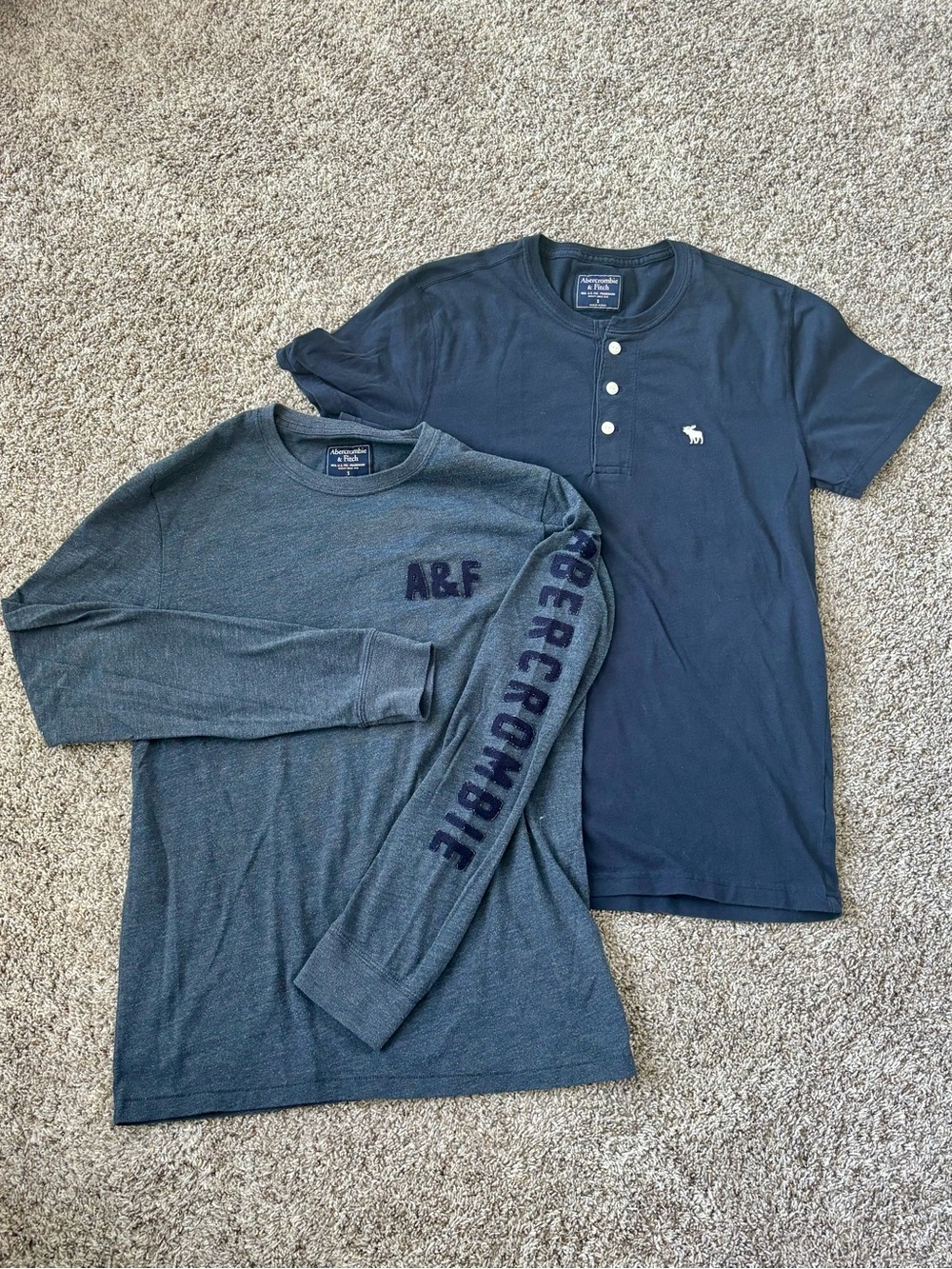 Lot of 2 Men’s Abercrombie & Fitch Navy short sleeve  & Gray Long-Sleeve Tee